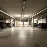 Golf 4* Opera